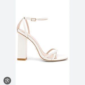 RAYE REVOLVE “Hatty Heel”